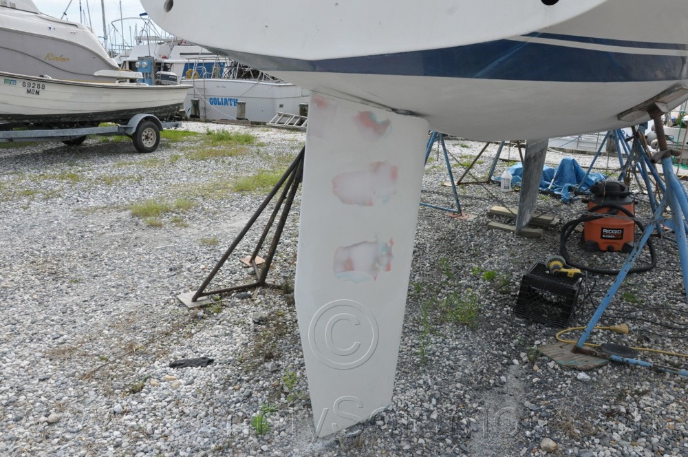 1984 Mirage 30 Bottom/Keel/Rudder/Electrical - 75