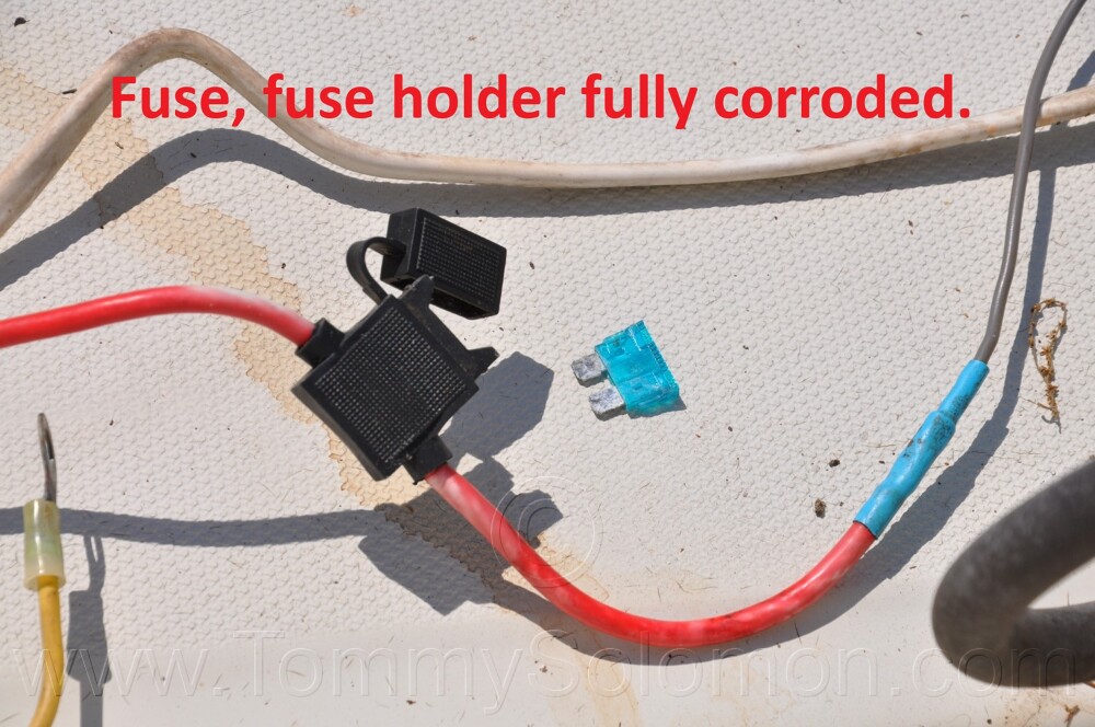 1987 Boston Whaler 17' Montauk - 42