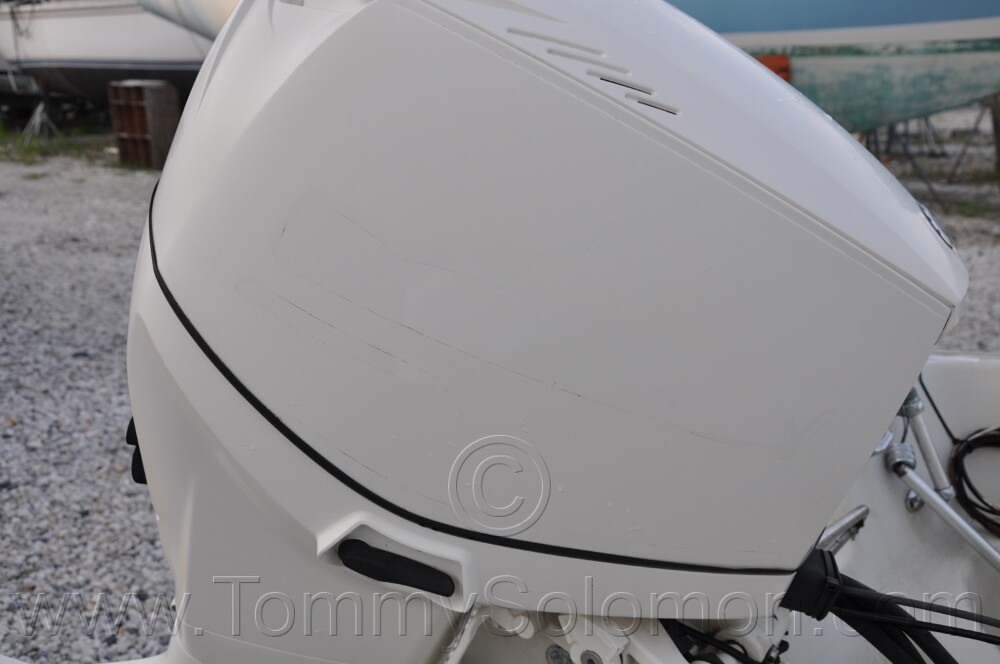 1987 Boston Whaler 17' Montauk - 102