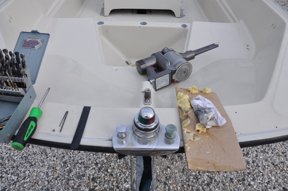 1987 Boston Whaler 17' Montauk - 138