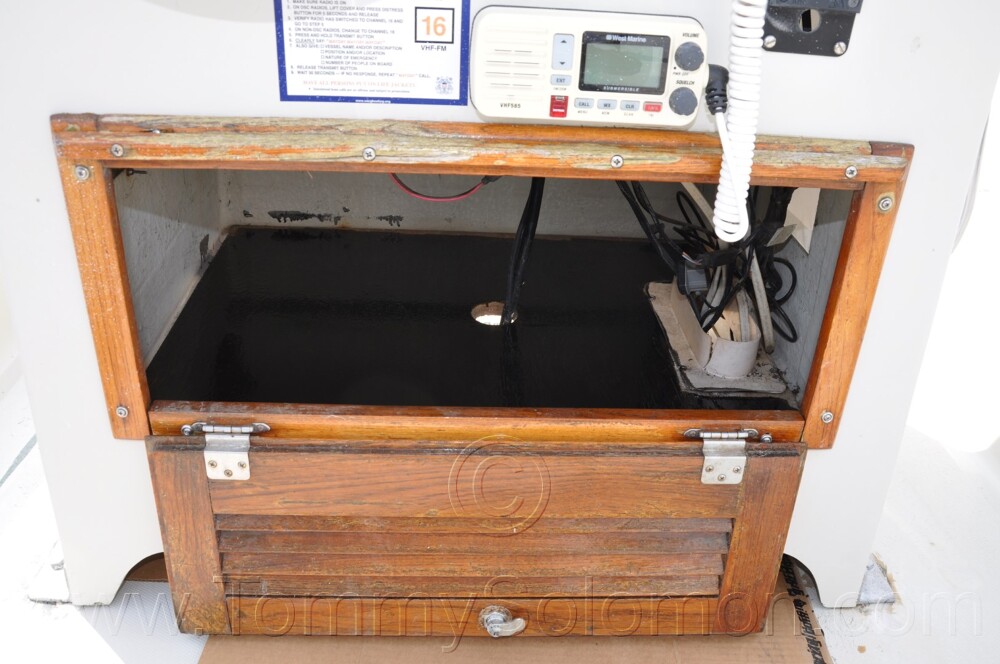 1987 Boston Whaler 17' Montauk - 223