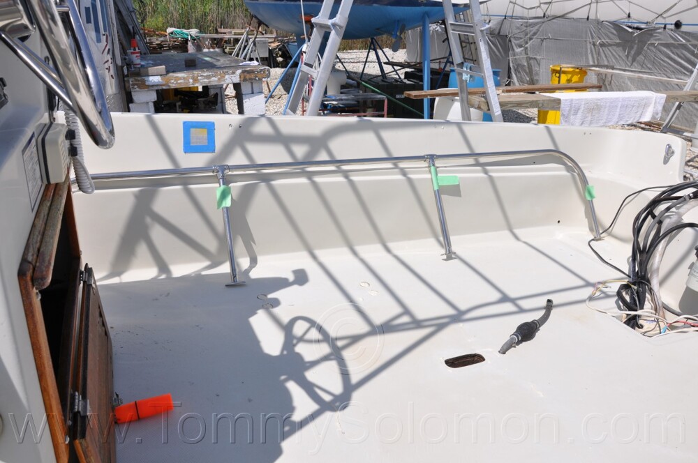 1987 Boston Whaler 17' Montauk - 256