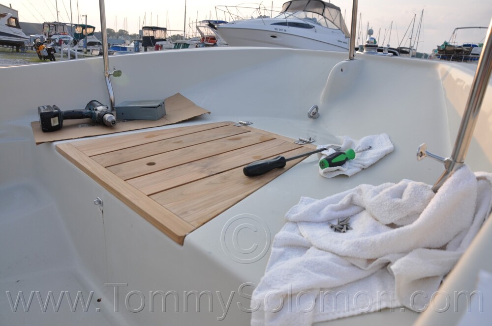 1987 Boston Whaler 17' Montauk - 260