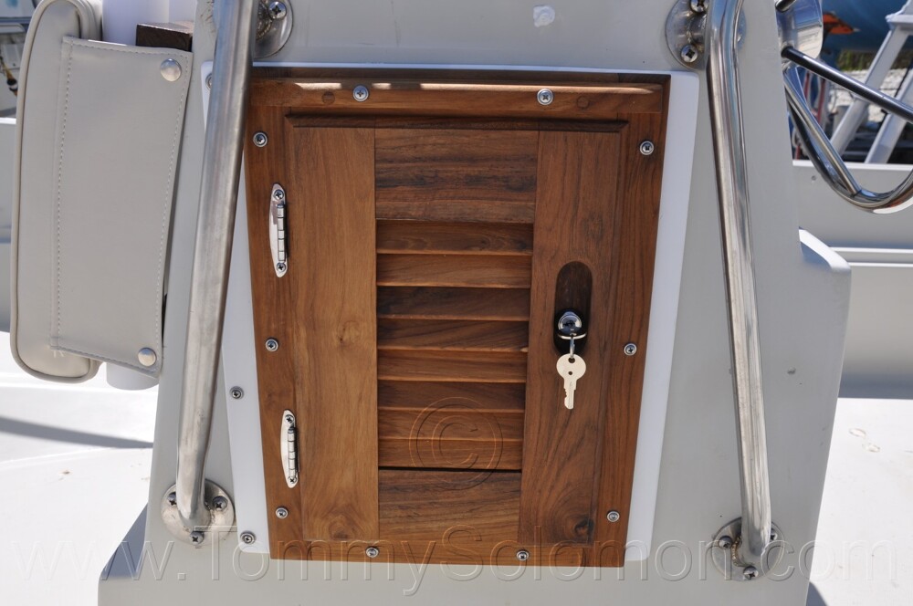 1987 Boston Whaler 17' Montauk - 345