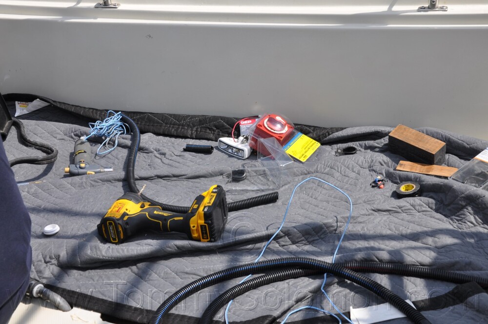 1987 Boston Whaler 17' Montauk - 369