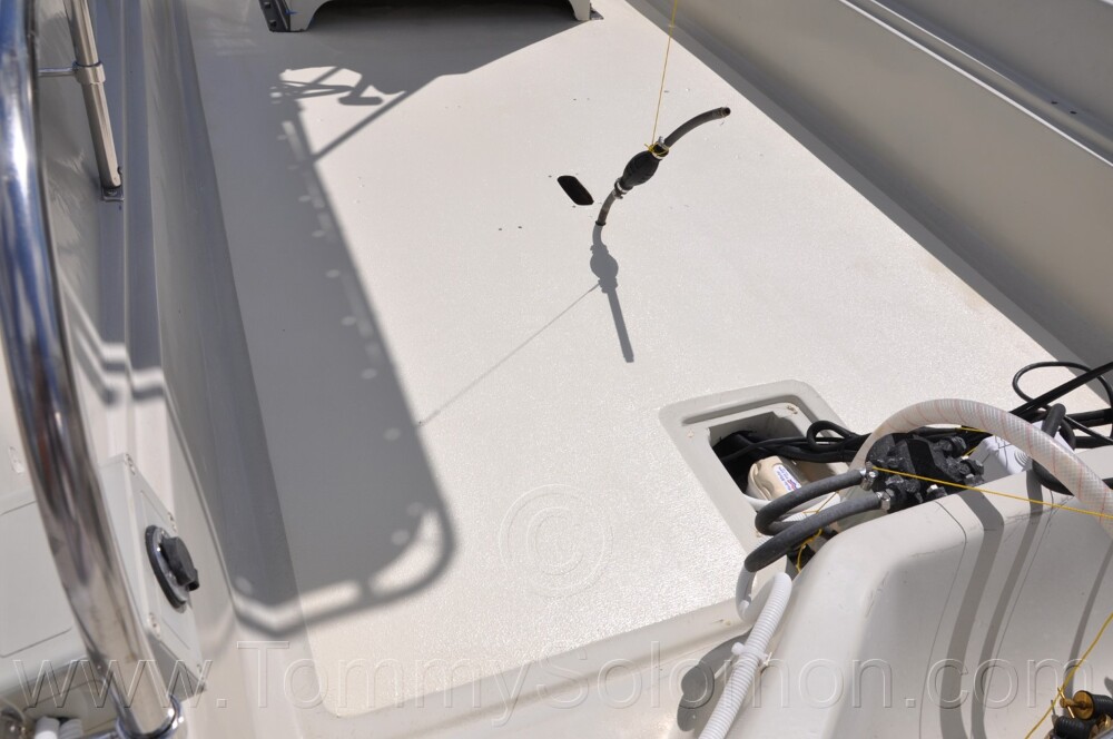 1987 Boston Whaler 17' Montauk - 443