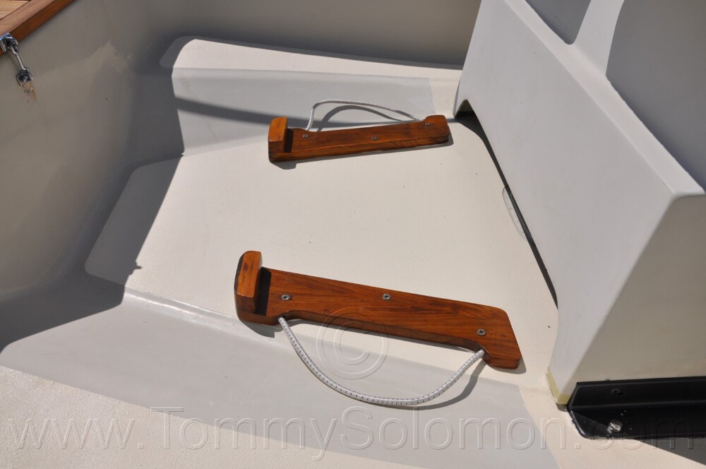 1987 Boston Whaler 17' Montauk - 464