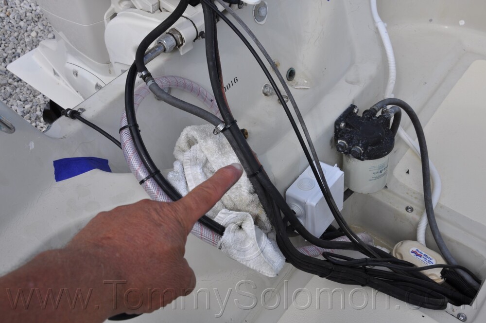 1987 Boston Whaler 17' Montauk - 516