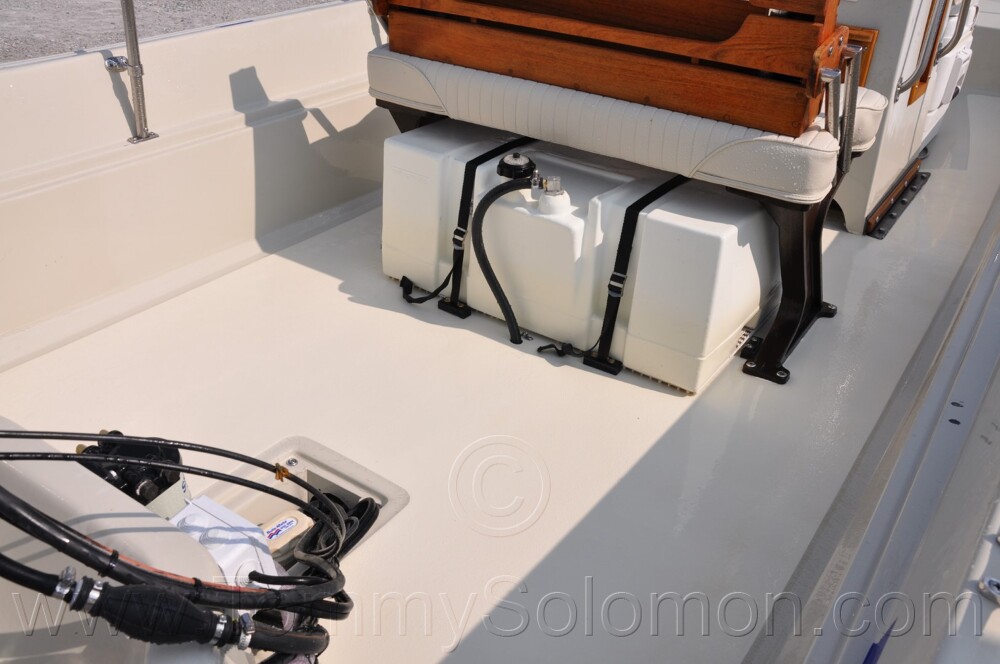 1987 Boston Whaler 17' Montauk - 545