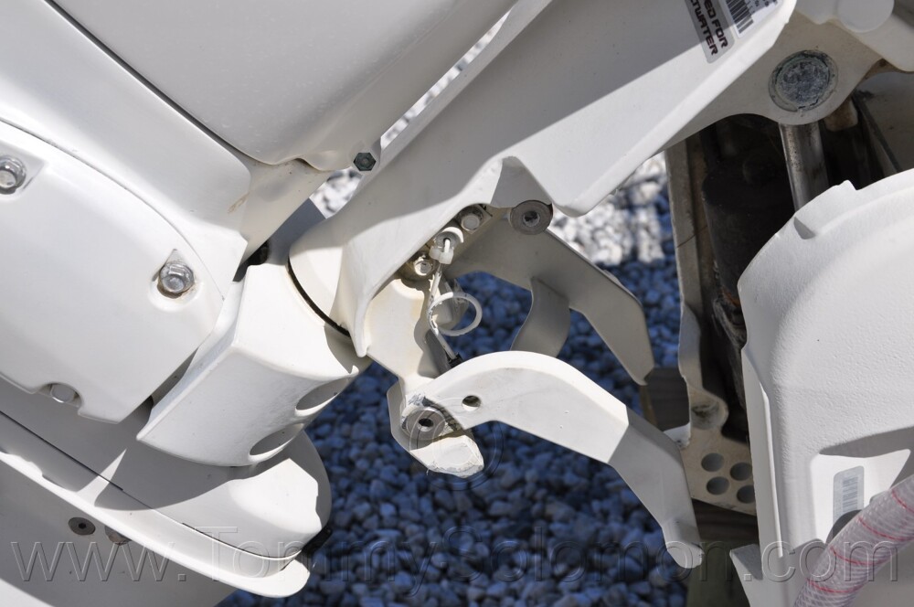 1987 Boston Whaler 17' Montauk - 563