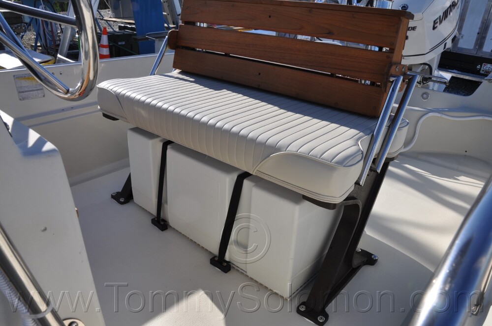 1987 Boston Whaler 17' Montauk - 577
