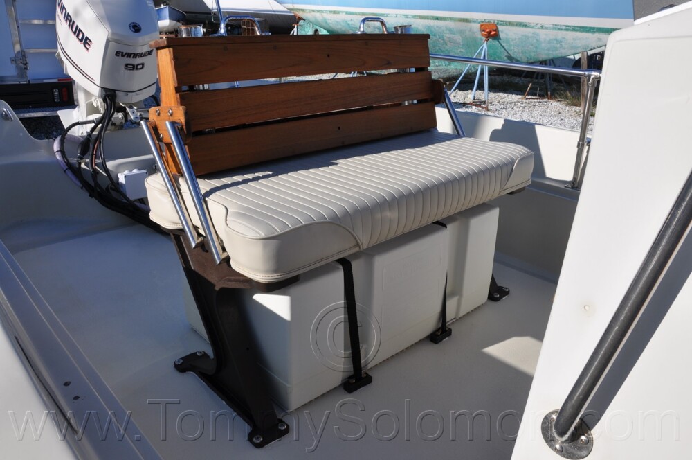 1987 Boston Whaler 17' Montauk - 578