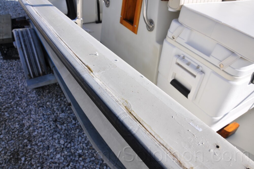 1987 Boston Whaler 17' Montauk - 581