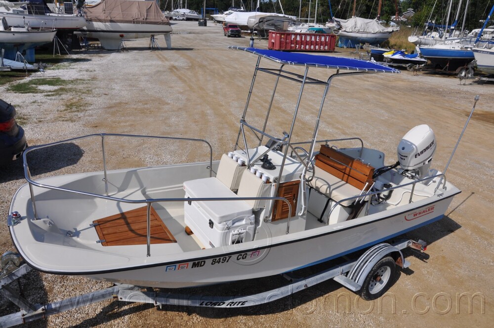 1987 Boston Whaler 17' Montauk - 642