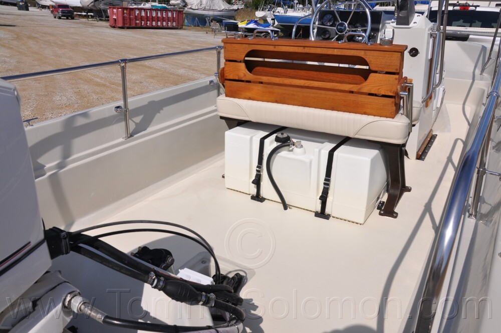 1987 Boston Whaler 17' Montauk - 644