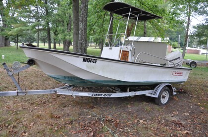 1987 Boston Whaler 17' Montauk - 1