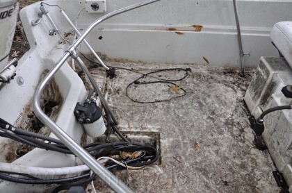 1987 Boston Whaler 17' Montauk - 17
