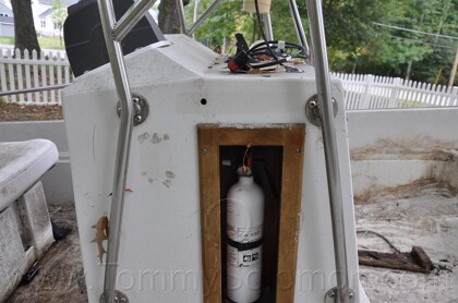 1987 Boston Whaler 17' Montauk - 21