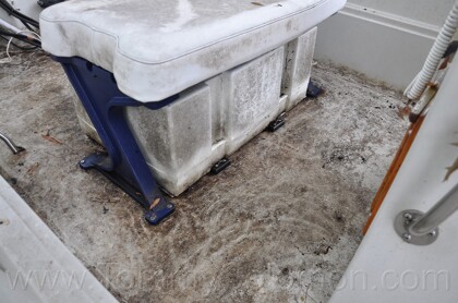 1987 Boston Whaler 17' Montauk - 22