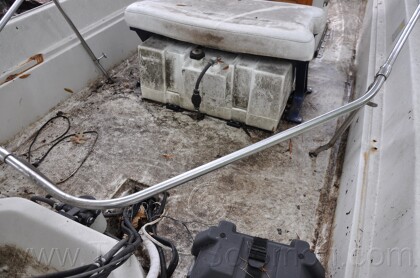 1987 Boston Whaler 17' Montauk - 26