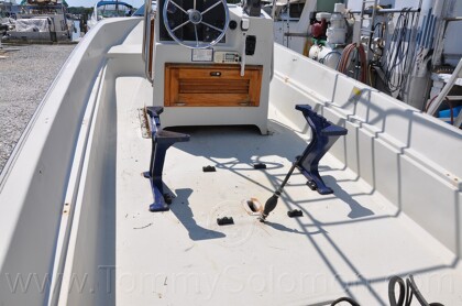 1987 Boston Whaler 17' Montauk - 43