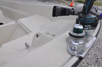 1987 Boston Whaler 17' Montauk - 128