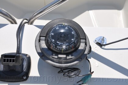 1987 Boston Whaler 17' Montauk - 244