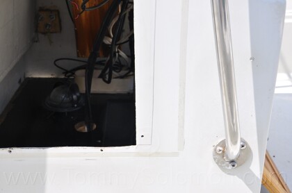 1987 Boston Whaler 17' Montauk - 323