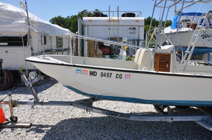 1987 Boston Whaler 17' Montauk - 342