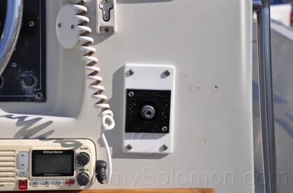 1987 Boston Whaler 17' Montauk - 353