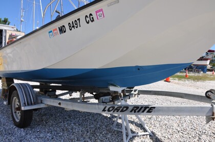 1987 Boston Whaler 17' Montauk - 393