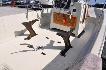 1987 Boston Whaler 17' Montauk - 470