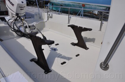 1987 Boston Whaler 17' Montauk - 473