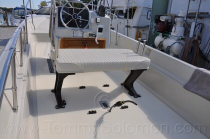 1987 Boston Whaler 17' Montauk - 476