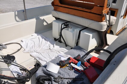 1987 Boston Whaler 17' Montauk - 535