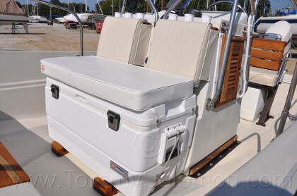 1987 Boston Whaler 17' Montauk - 630