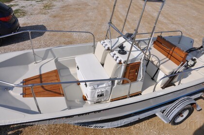 1987 Boston Whaler 17' Montauk - 640