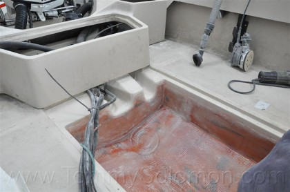 Boston Whaler fuel cell bed - 30