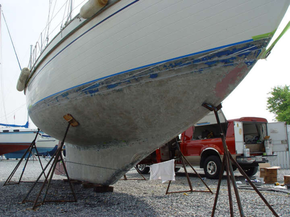 Hull Peel, Barrier Coat & Ablative Bottom Paint - 19