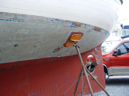 Hull Peel, Barrier Coat & Ablative Bottom Paint - 4