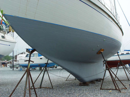 Hull Peel, Barrier Coat & Ablative Bottom Paint - 22