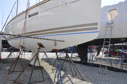 Jeanneau 495 Bow Thruster & Inner liner adjustment - 6