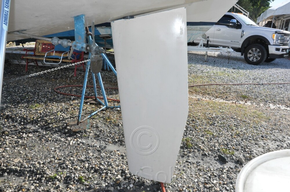 1984 Mirage 30 Bottom/Keel/Rudder/Electrical - 15