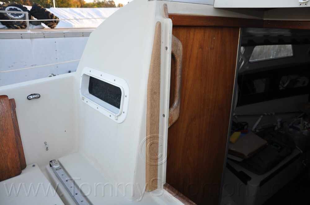 1984 Mirage 30 Bottom/Keel/Rudder/Electrical - 251