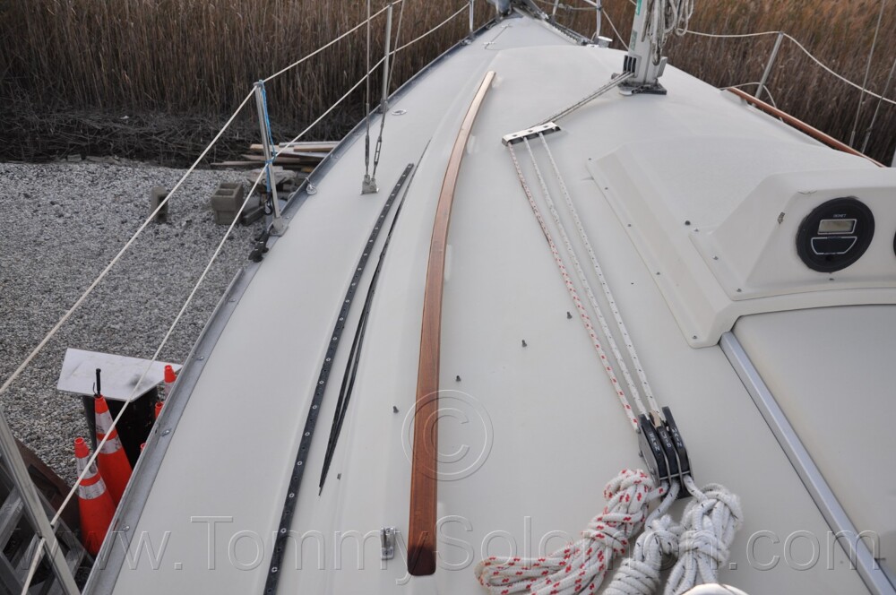 1984 Mirage 30 Bottom/Keel/Rudder/Electrical - 254