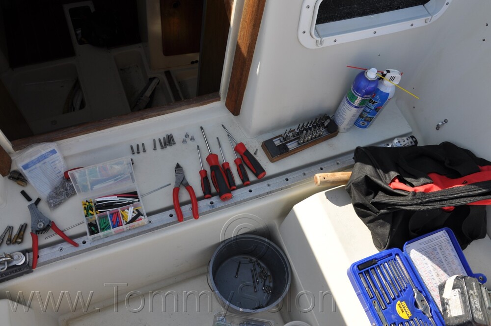1984 Mirage 30 Bottom/Keel/Rudder/Electrical - 313