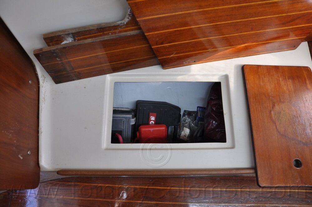 1984 Mirage 30 Bottom/Keel/Rudder/Electrical - 363