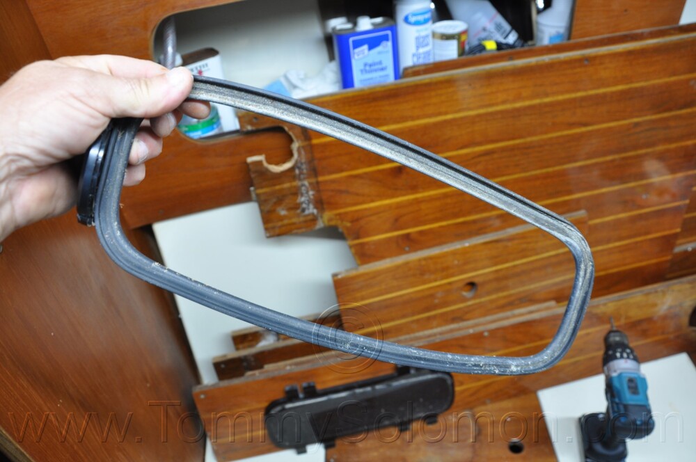 1984 Mirage 30 Bottom/Keel/Rudder/Electrical - 379