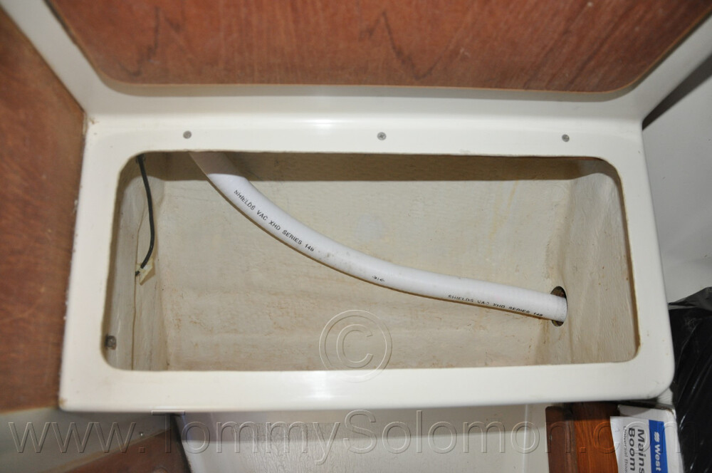 1984 Mirage 30 Bottom/Keel/Rudder/Electrical - 586