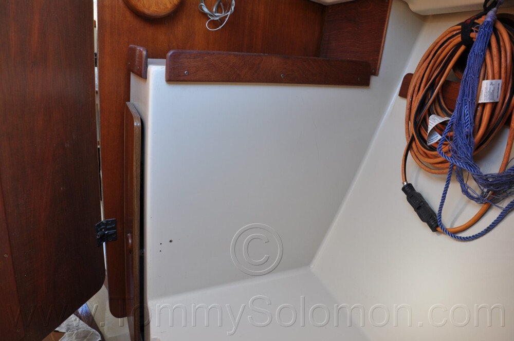 1984 Mirage 30 Bottom/Keel/Rudder/Electrical - 594